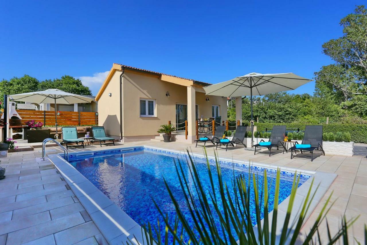 ポセダリェ Punta Garden Pool Houseヴィラ エクステリア 写真
